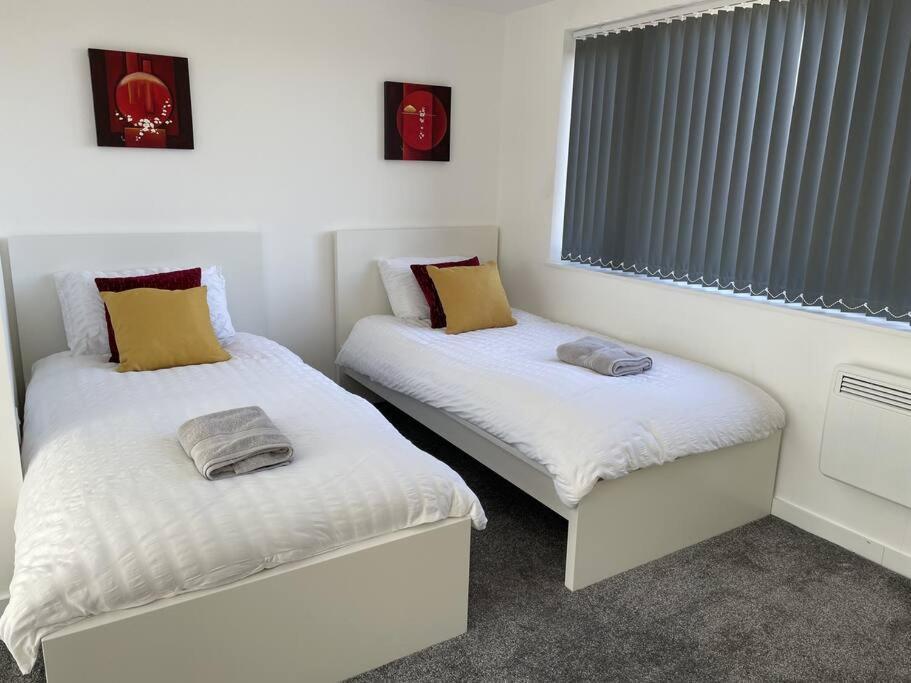 Paradigm House, Modern 2-Bedroom Duplex Apartment 2, Free Parking, 옥스퍼드 외부 사진